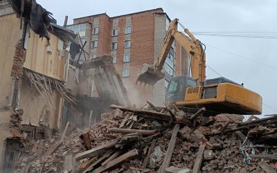 Промышленный снос и демонтаж зданий спецтехникой - Ульяновск, цены, предложения специалистов