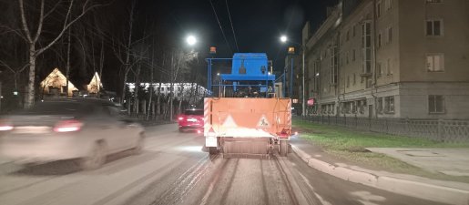 Уборка улиц и дорог спецтехникой и дорожными уборочными машинами стоимость услуг и где заказать - Ульяновск