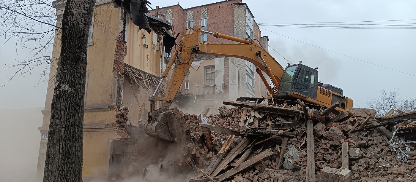 Услуги по сносу и демонтажу старых домов, строений и сооружений в Ульяновской области