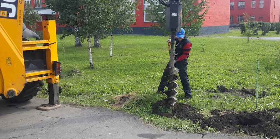 Услуги по бурению грунта под столбы и фундамент в Ульяновской области